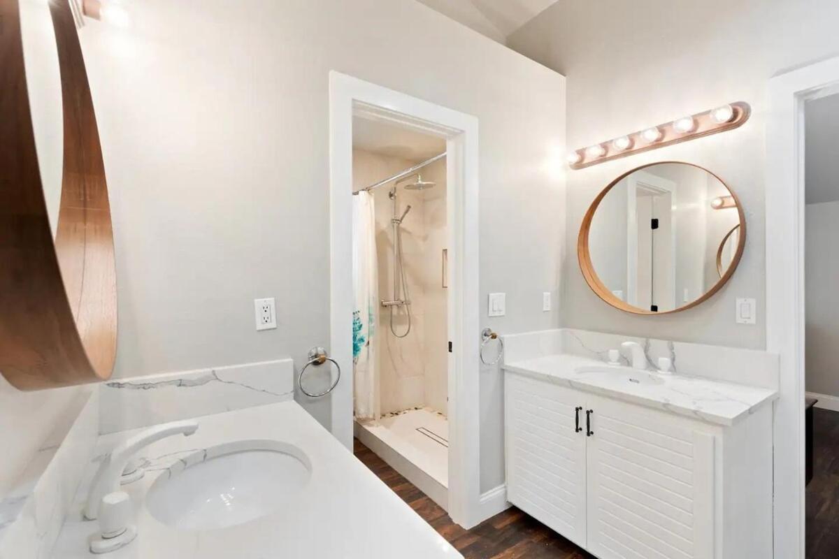 Elegant Beach Living, Just Blocks To The Sand Huntington Beach Exterior foto