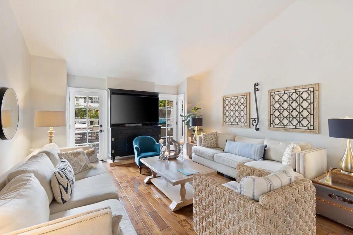 Elegant Beach Living, Just Blocks To The Sand Huntington Beach Exterior foto